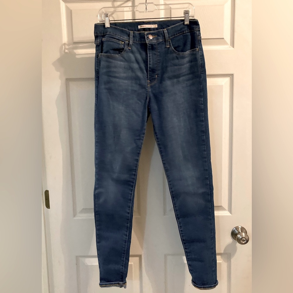 Levi’s 720 High Rise Super Skinny